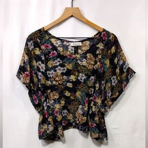 Adara Floral Top Women's M Artsy Cottagecore Peasant Retro 90s Y2K Beach